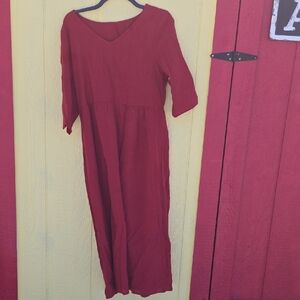 Dress, Elegant  Midi Burgandy 3/4 Sleeve Medium
